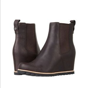 Ugg Australian Wedge Pax  Boots - waterproof